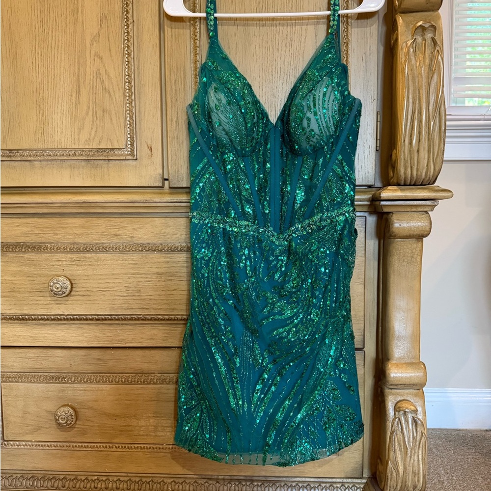 Sparkling Green Sequin Mini Dress| Cocktail/Homecoming - Picture 3 of 5